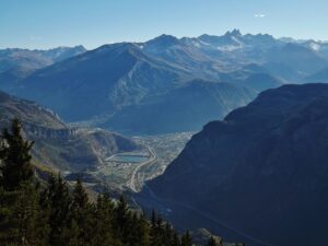 Photographie de la vallée de la Maurienne.
