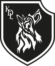 Logotype de l'association Le Klan du Loup, représentant un loup stylisé tribal et les initiales KDL, le tout à l'intérieur d'un blason à fond noir.