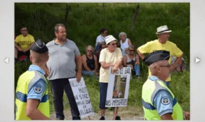Photographies d'industriels ovins manifestants contre le Loup.