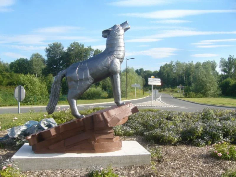 loup-bruyeres-et-montberault