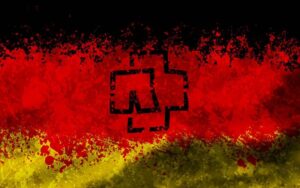 Drapeau allemand avec le logo noir de Rammstein.